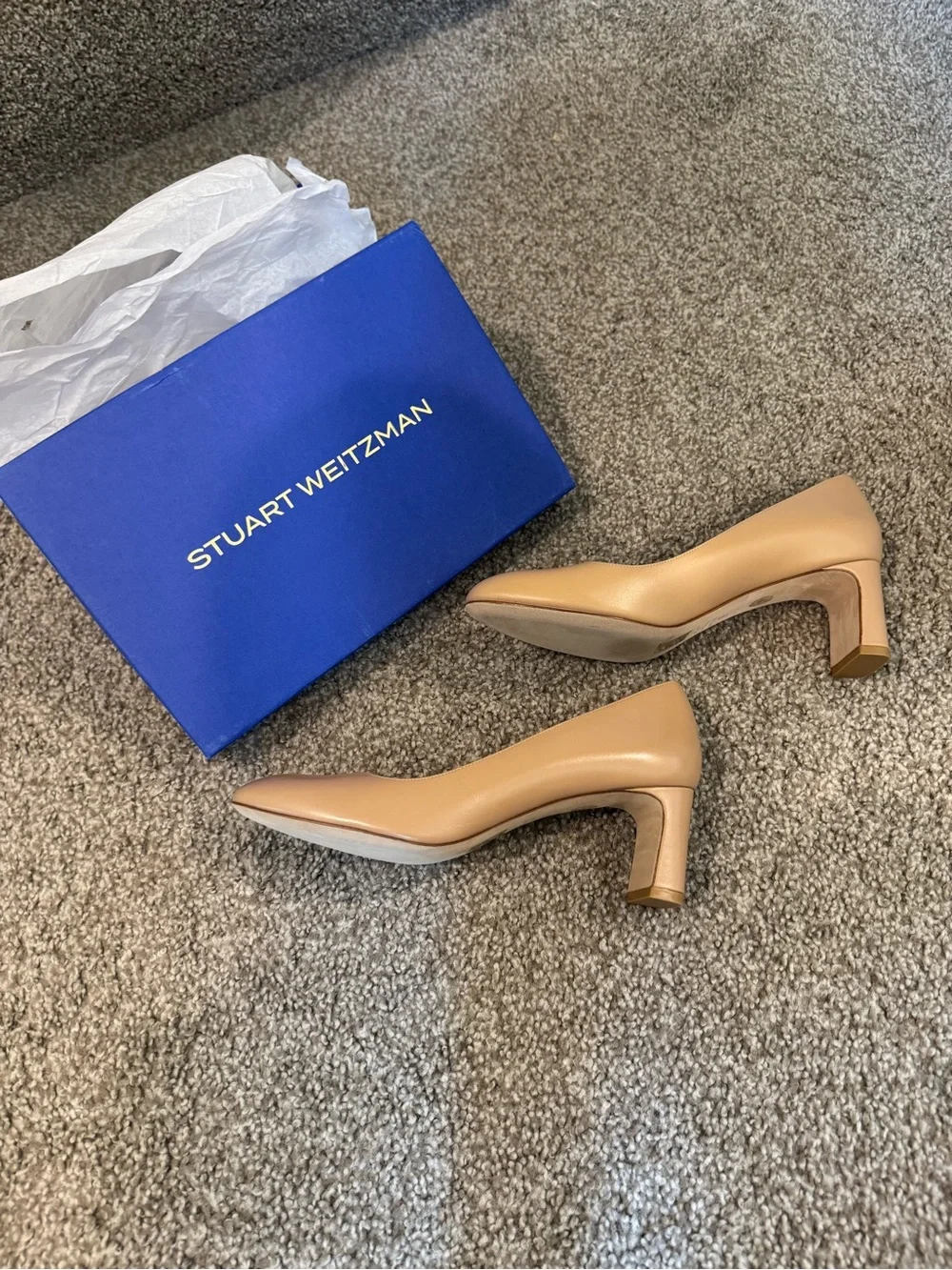 NEW in box: Stuart Weitzman Babette 60 Adobe Nude Tan Block Heel Pump Size 9B